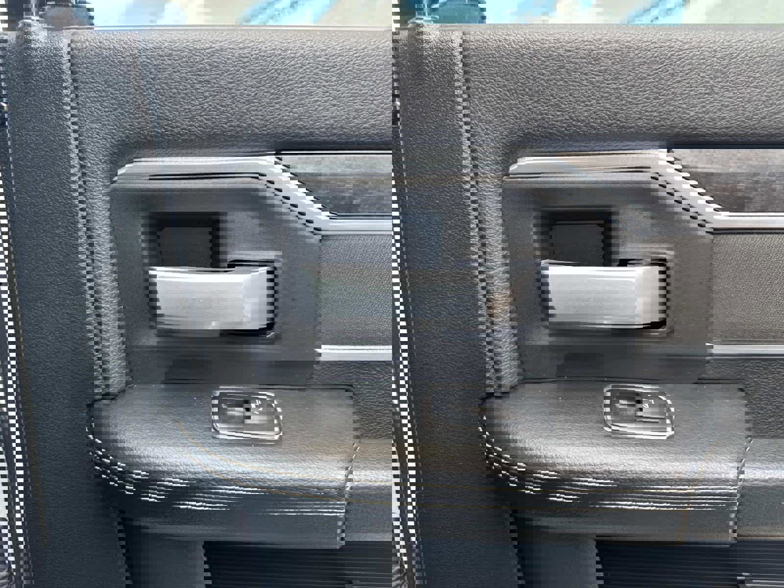 Used 2024 RAM 3500 Big Horn image 21