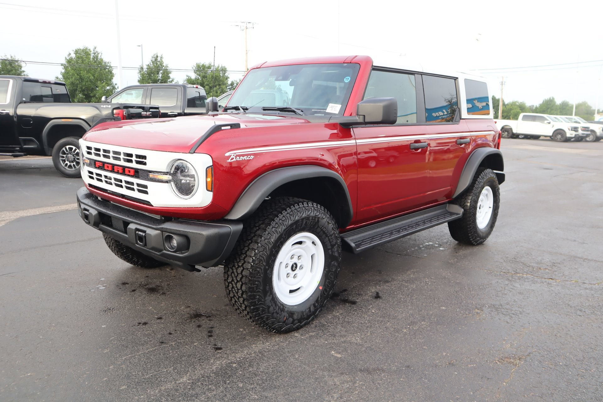 New 2026 Ford Bronco Heritage Edition AWD/4WD image 13