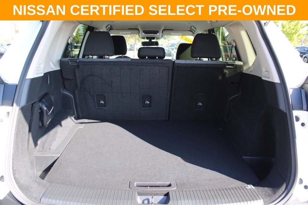 Certified 2023 Nissan Rogue SV image 11