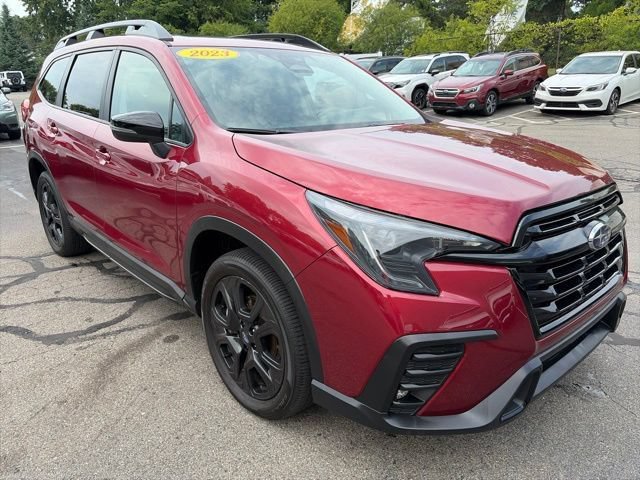 Used 2023 Subaru Ascent Onyx Edition AWD/4WD image 2
