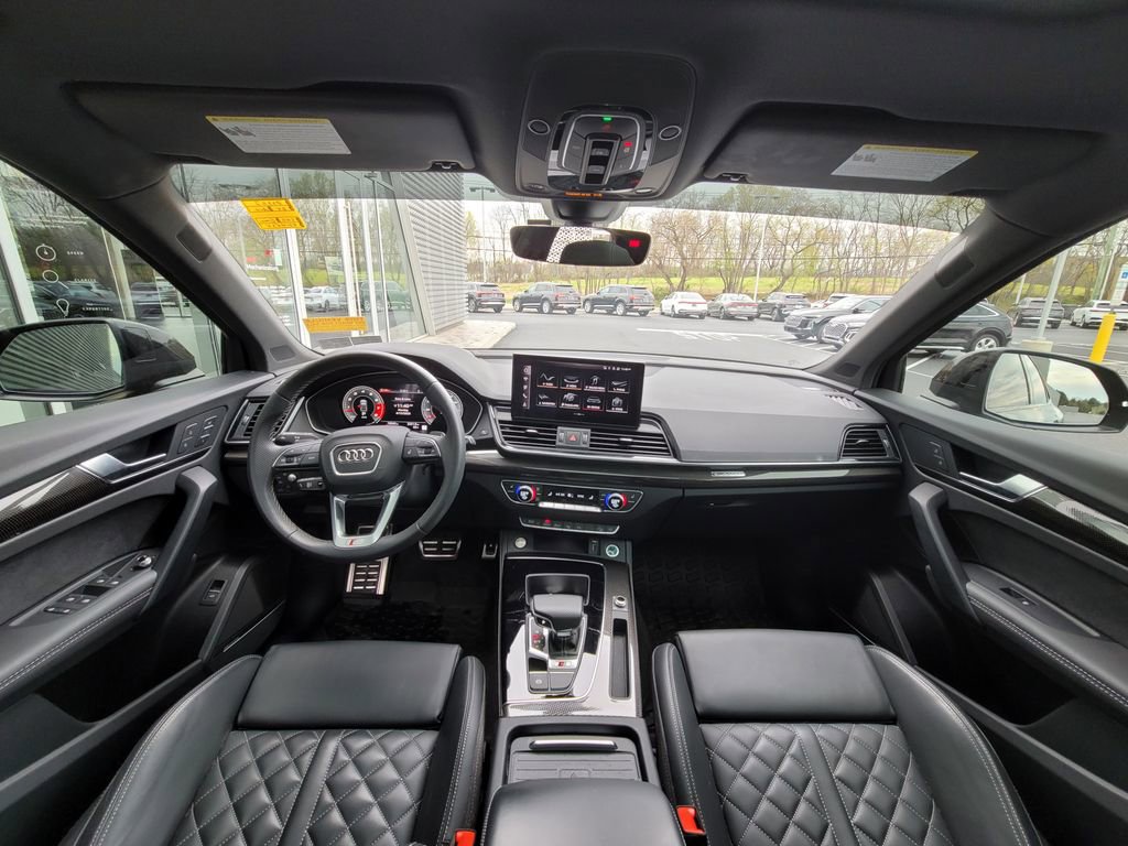 Used 2024 Audi SQ5 Prestige image 15