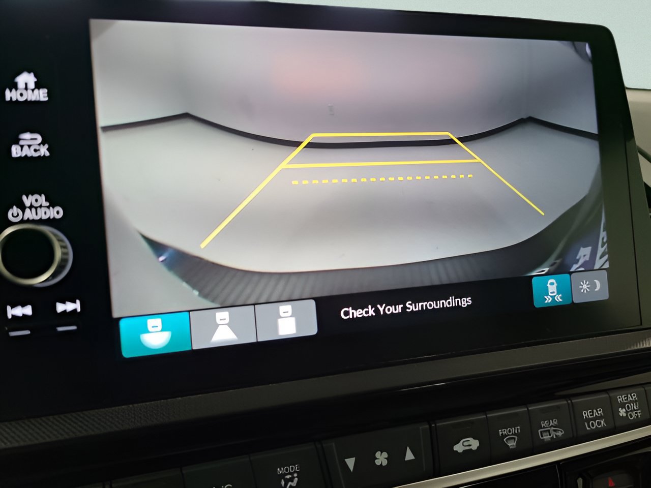Used 2025 Honda Odyssey EX-L image 32