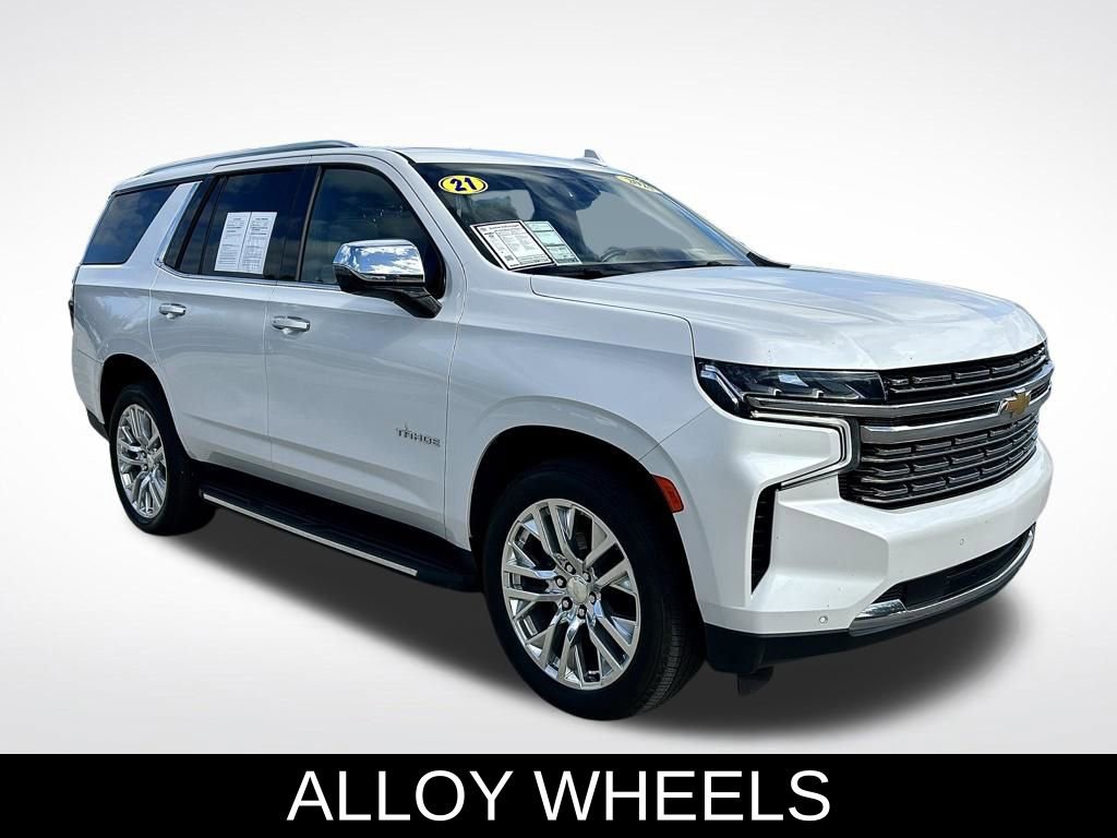 Used 2021 Chevrolet Tahoe Premier w/ Premium Package RWD image 3