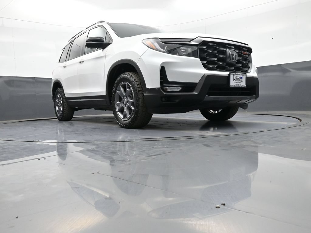 Certified 2024 Honda Passport TrailSport image 29