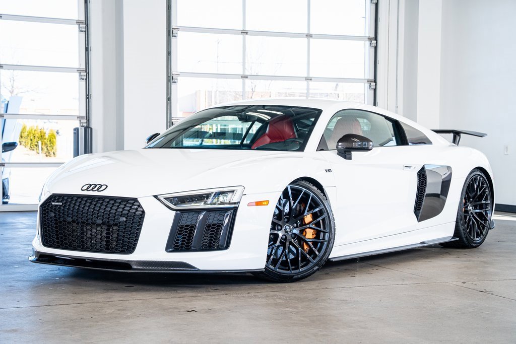 Used 2017 Audi R8 V10 plus image 2