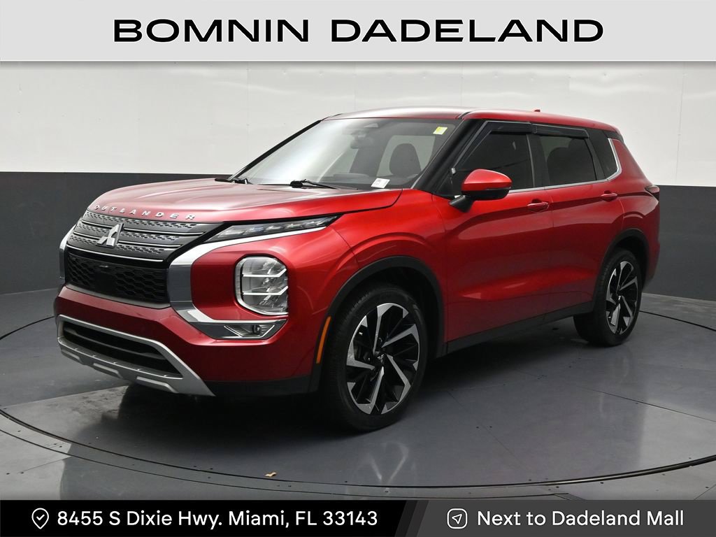 Used 2023 Mitsubishi Outlander SE