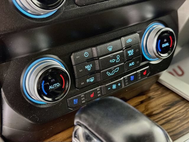 Used 2019 Ford F150 Lariat w/ Equipment Group 502A Luxury AWD/4WD image 15
