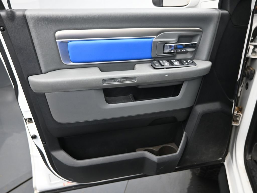 Used 2014 RAM 2500 Outdoorsman image 19