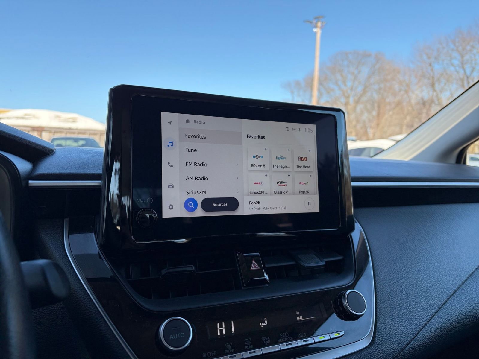 Used 2025 Toyota Corolla LE image 20