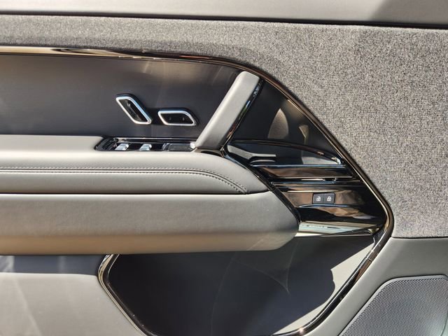 New 2026 Land Rover Range Rover Sport SE AWD/4WD image 15