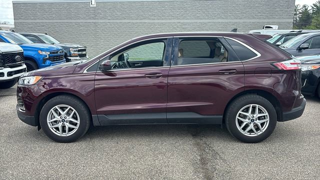 Used 2021 Ford Edge SEL w/ Convenience Package image 4