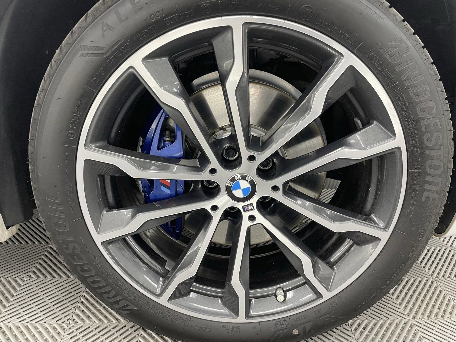 Used 2024 BMW X3 M40i w/ Premium Package image 13