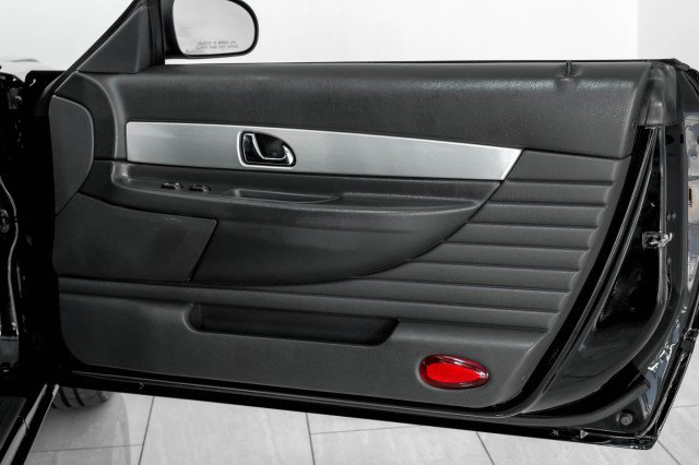 Used 2002 Ford Thunderbird image 32