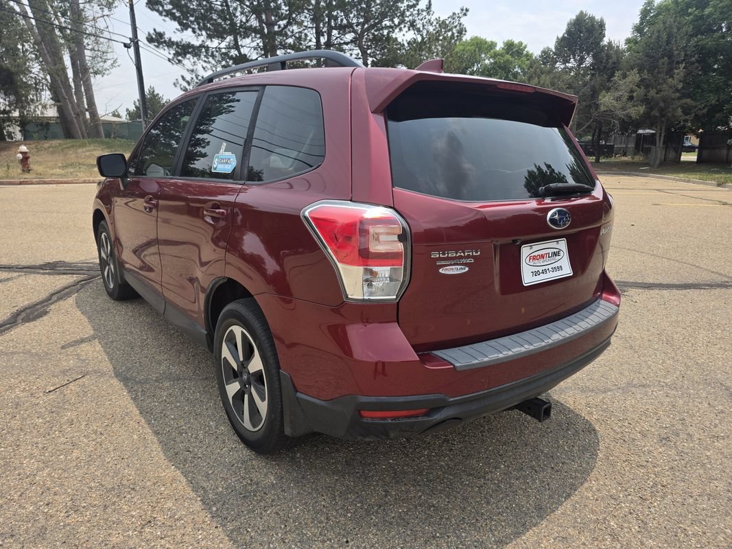 Used 2018 Subaru Forester 2.5i Premium w/ All-Weather Package AWD/4WD image 4