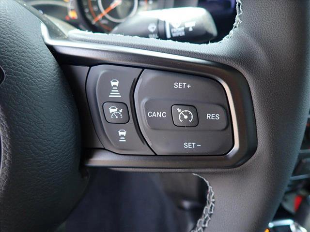 New 2025 Jeep Gladiator Willys AWD/4WD image 13