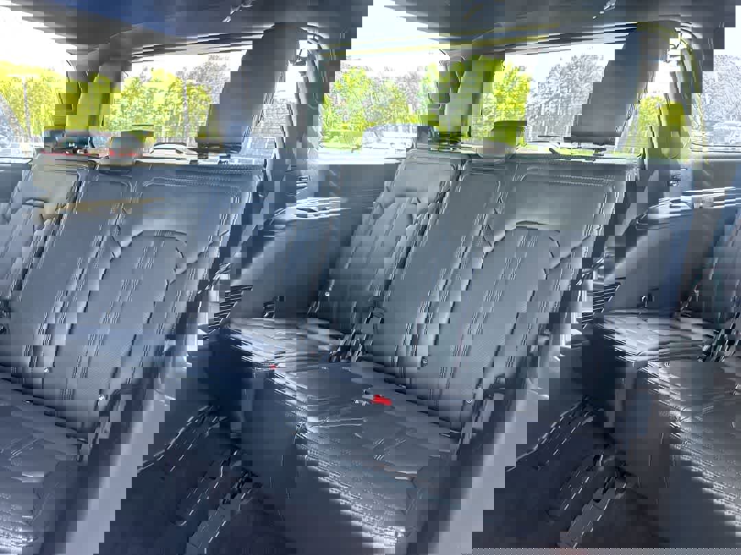 Used 2021 Ford Expedition Limited AWD/4WD image 24