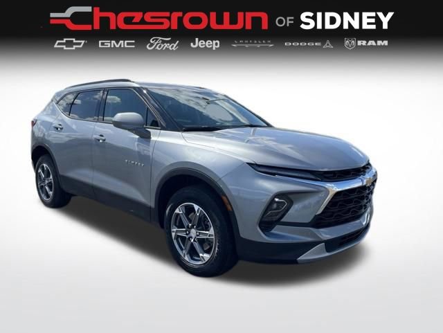Used 2024 Chevrolet Blazer LT w/ Convenience Package FWD image 3
