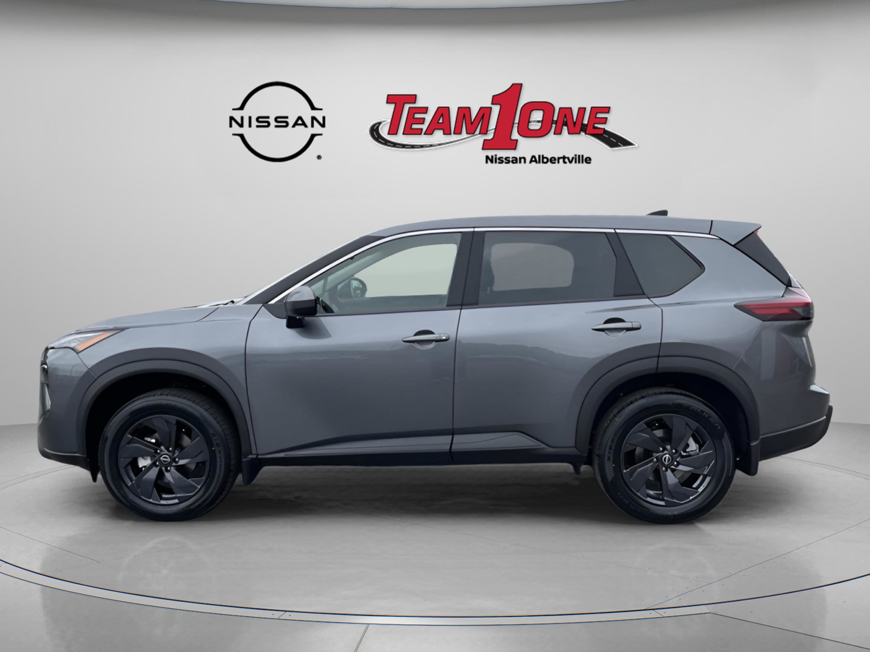 New 2026 Nissan Rogue SV FWD image 5