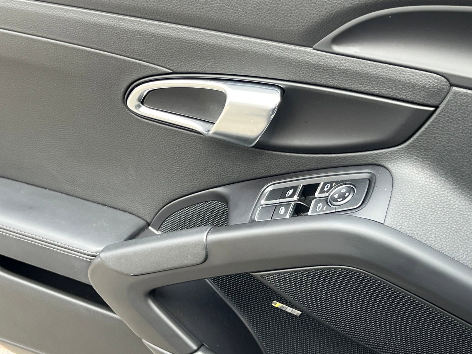 Certified 2018 Porsche 718 Cayman S image 27