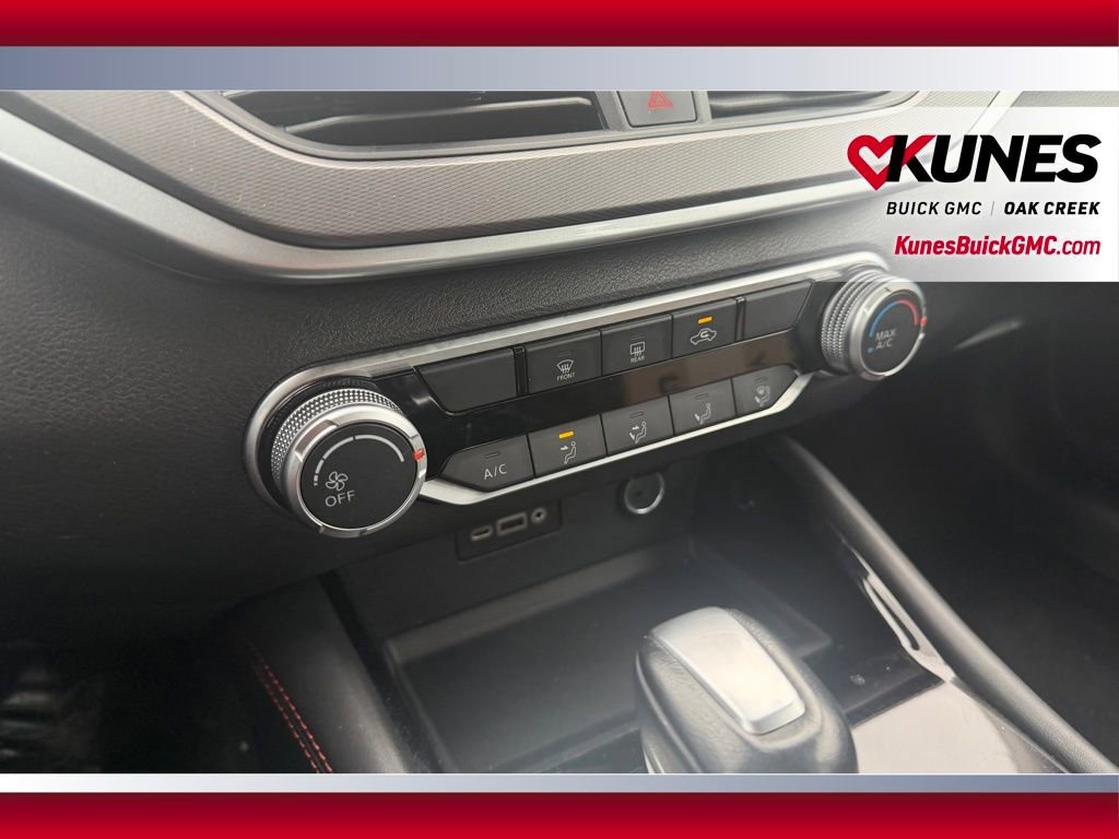 Used 2025 Nissan Altima 2.5 SR FWD image 15