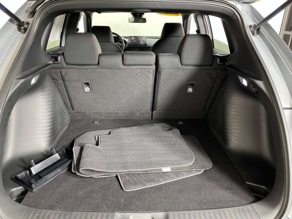 Certified 2026 Honda HR-V Sport image 11