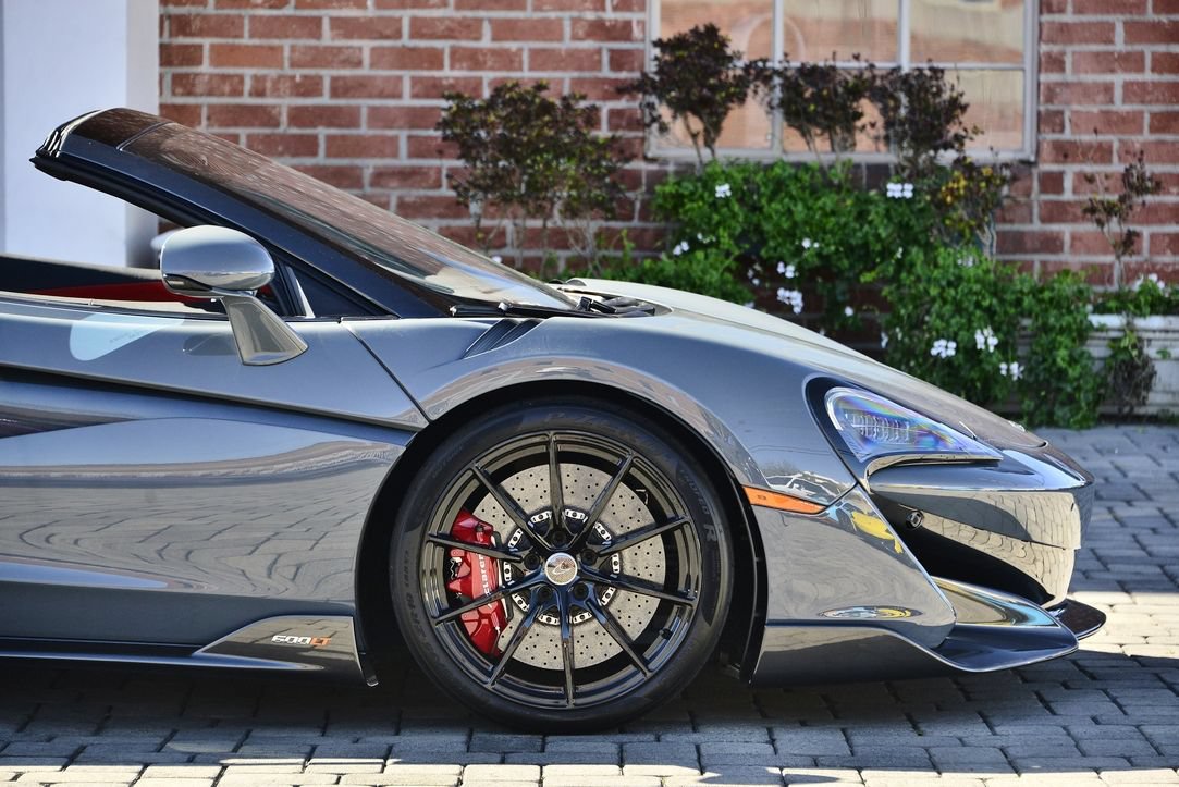 Used 2020 McLaren 600LT Spider RWD image 7
