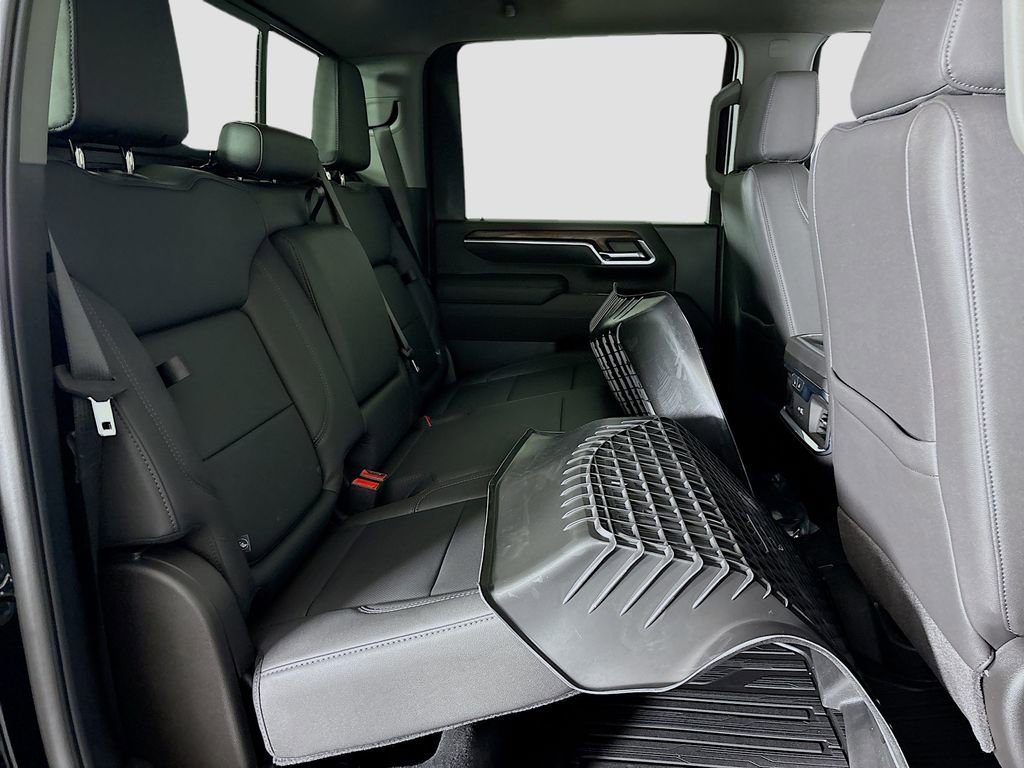 New 2025 GMC Sierra 3500 SLT image 28