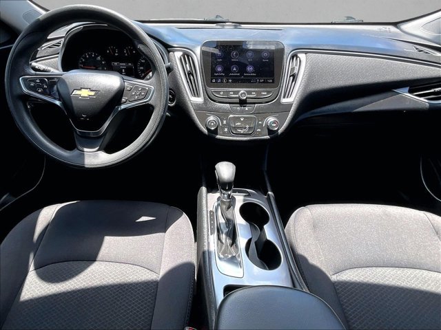 Used 2021 Chevrolet Malibu LS FWD image 16