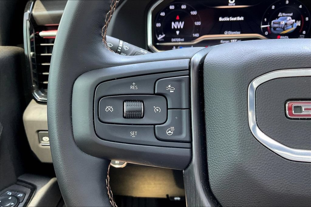 Used 2025 GMC Sierra 2500 AT4 w/ AT4 Premium Plus Package AWD/4WD image 10