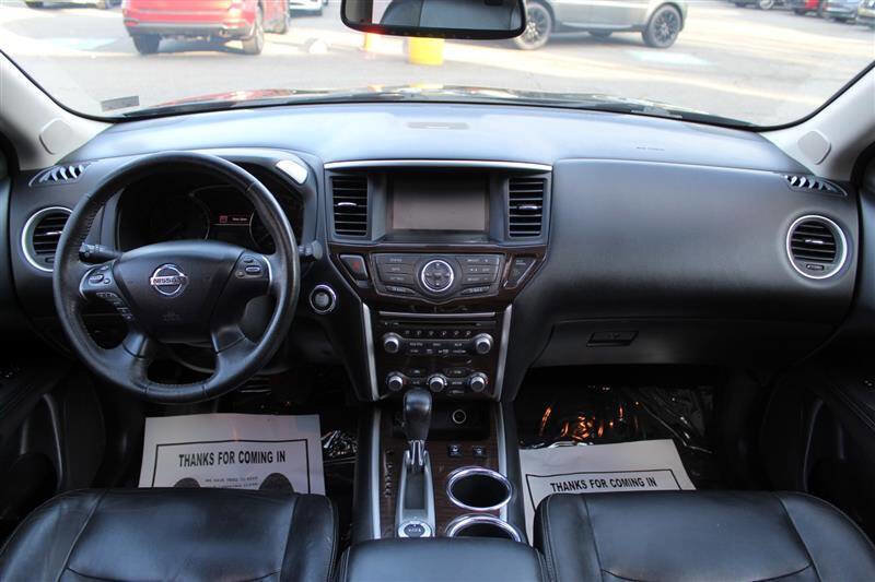 Used 2013 Nissan Pathfinder SL w/ SL Premium Pkg image 13