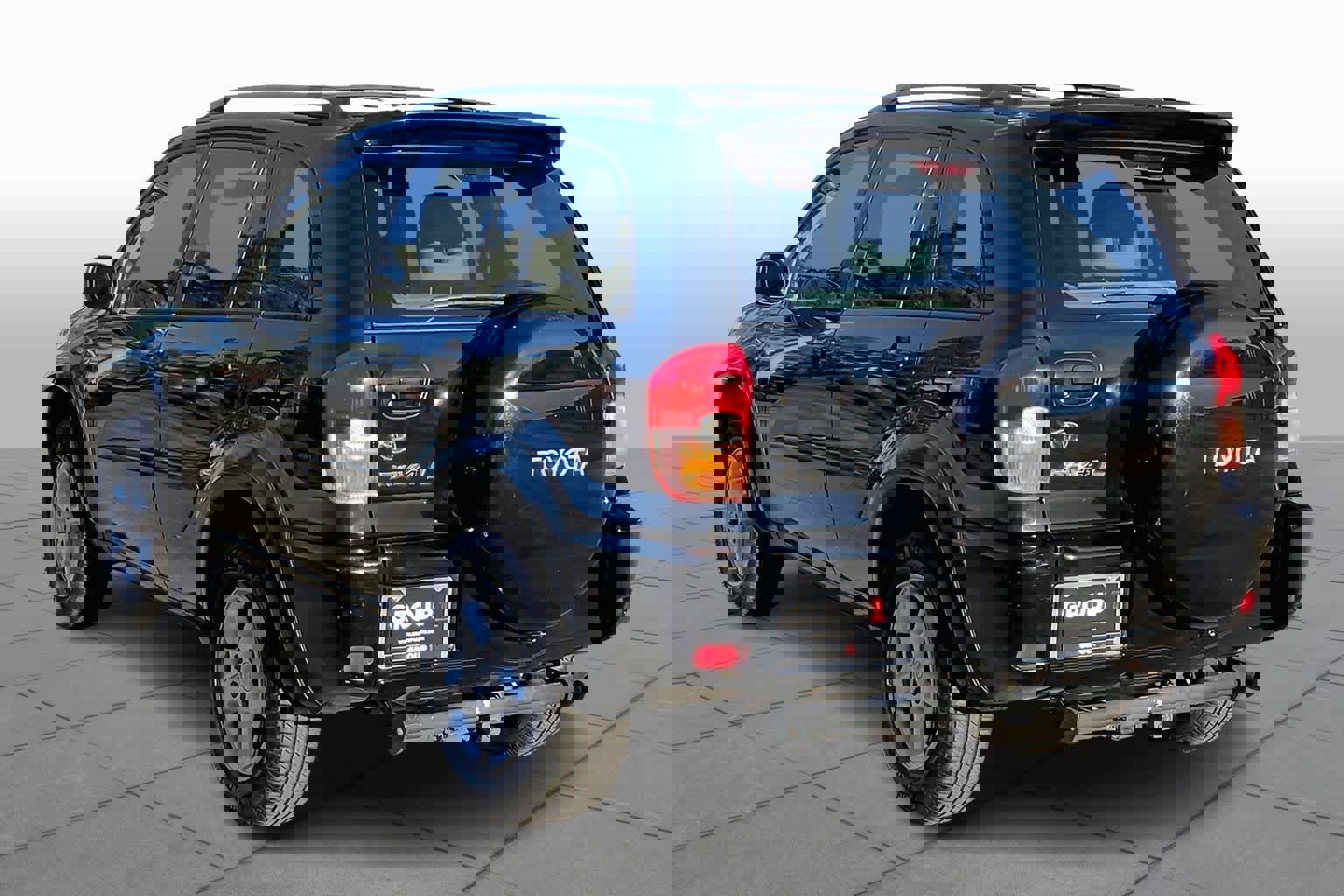 Used 2002 Toyota RAV4 4WD image 11