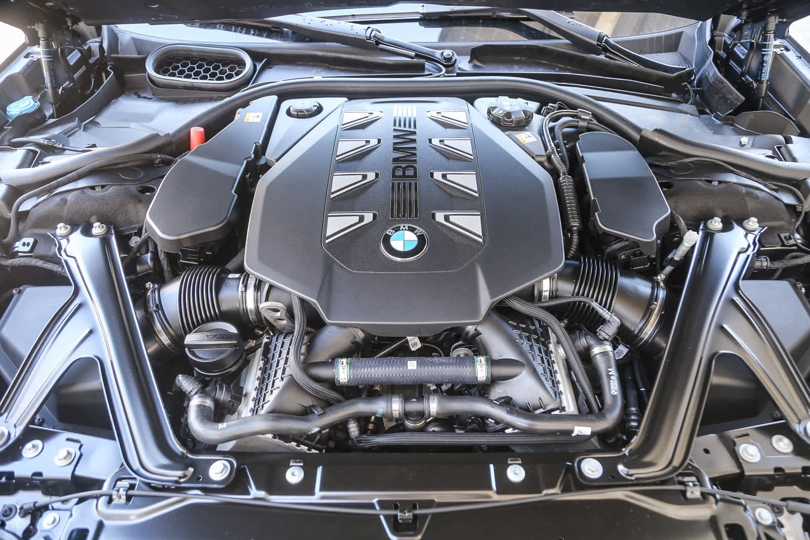 New 2026 BMW 760i xDrive w/ Premium Package image 23