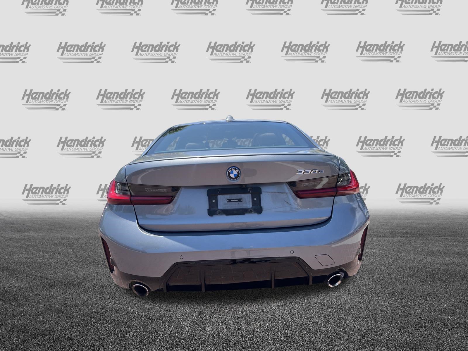 Used 2023 BMW 330e RWD image 9