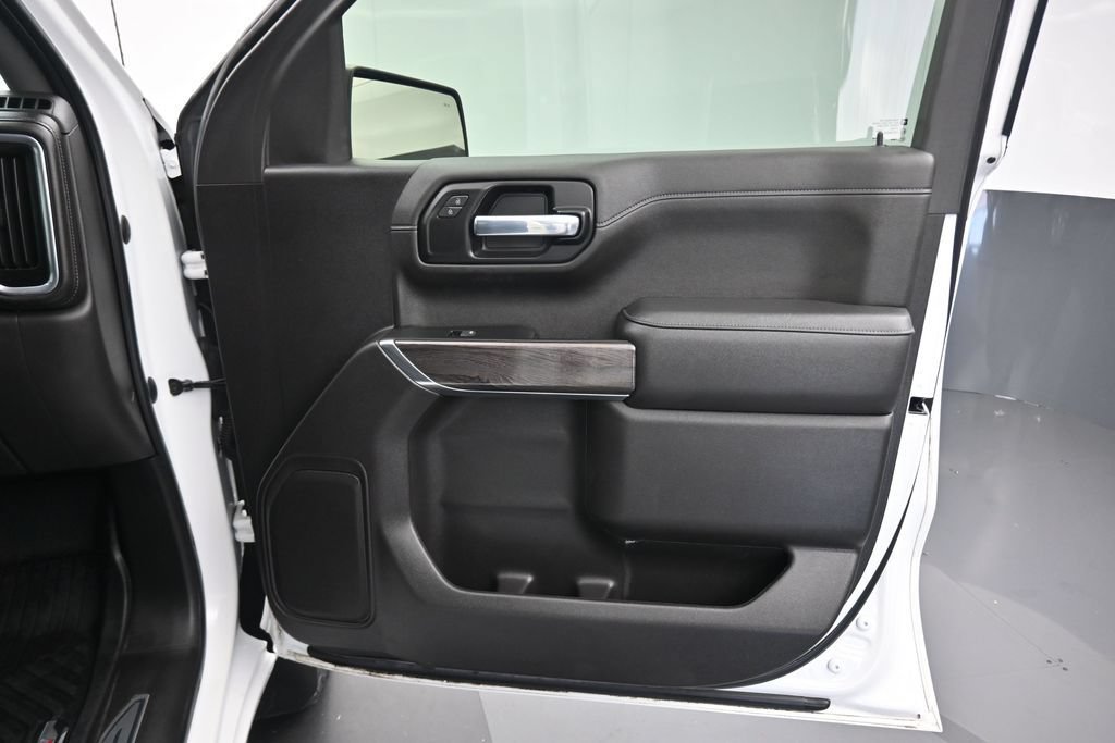 Used 2021 Chevrolet Silverado 1500 LTZ w/ Safety Package II AWD/4WD image 43