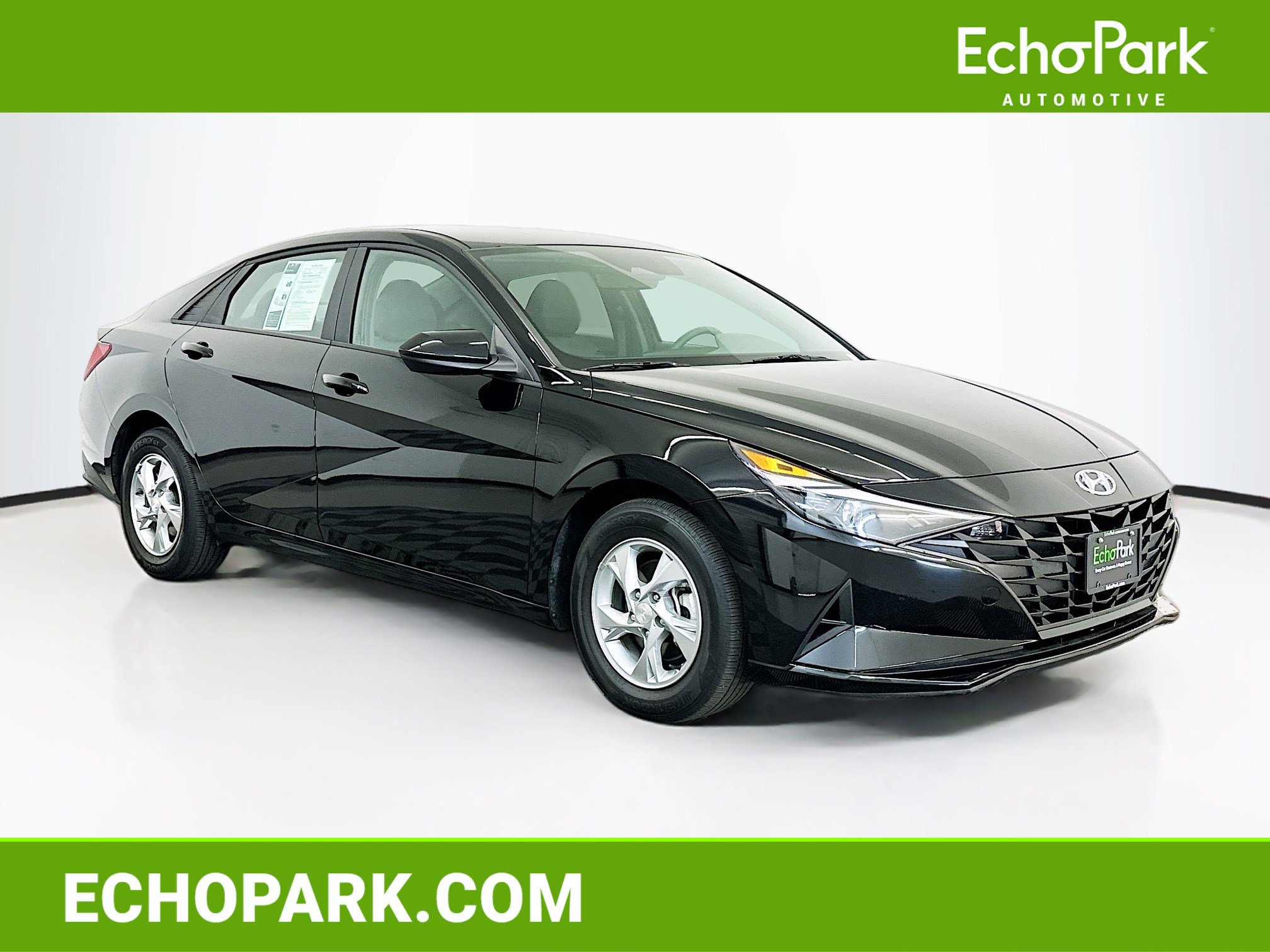 Used 2023 Hyundai Elantra SE