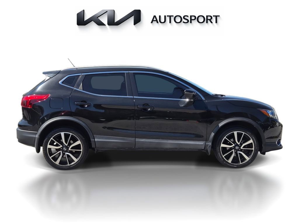 Used 2017 Nissan Rogue Sport SL FWD image 8