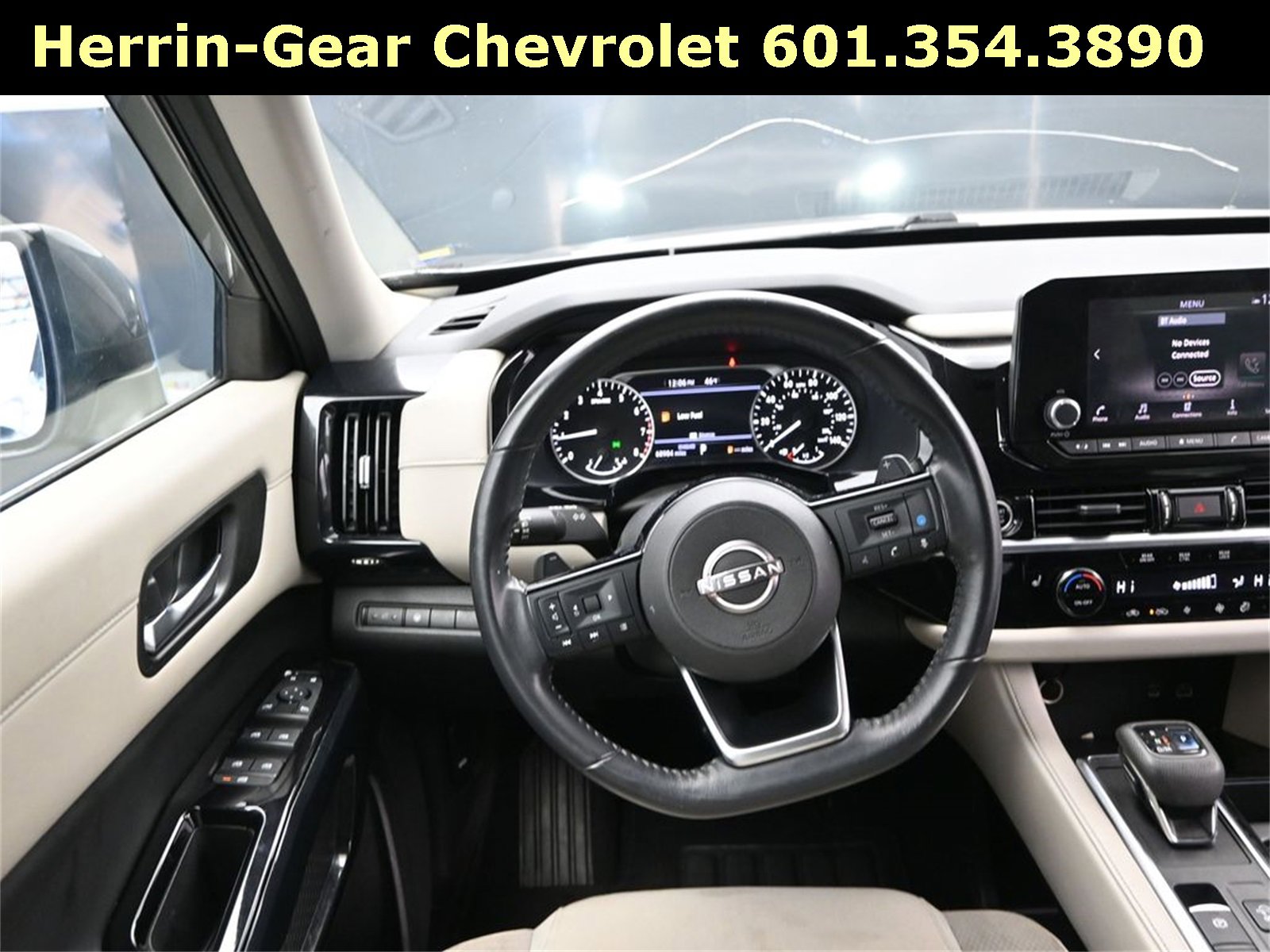 Used 2022 Nissan Pathfinder SV image 31