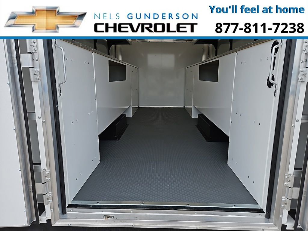 New 2025 Chevrolet Low Cab Forward image 12