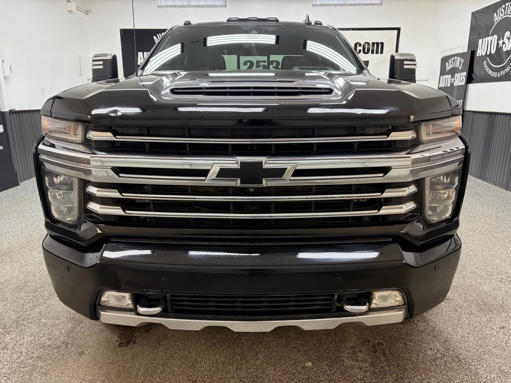 Used 2020 Chevrolet Silverado 3500 High Country w/ Z71 Off-Road Package AWD/4WD image 5