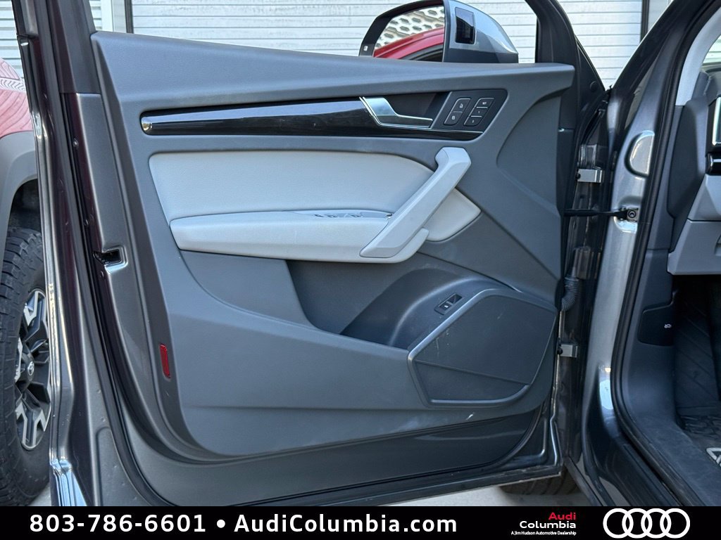 Used 2020 Audi Q5 2.0T Premium w/ Convenience Package AWD/4WD image 20