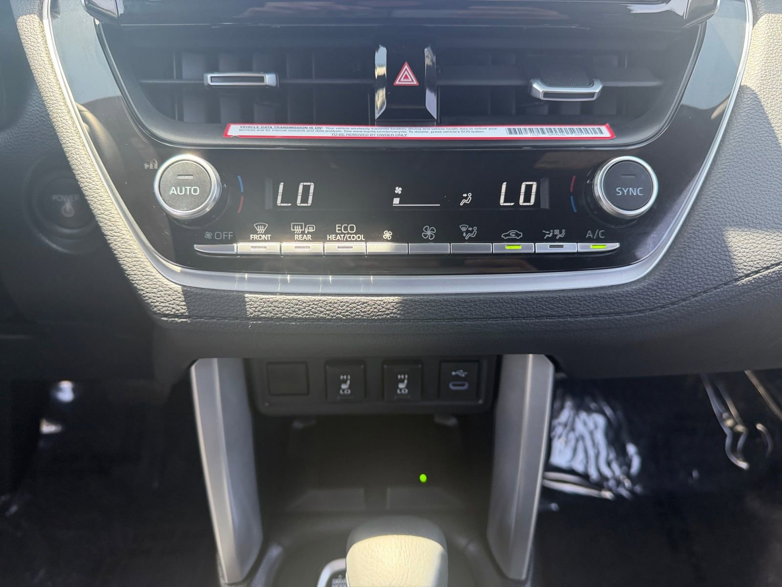 Used 2024 Toyota Corolla Cross XSE w/ Convenience Package image 17