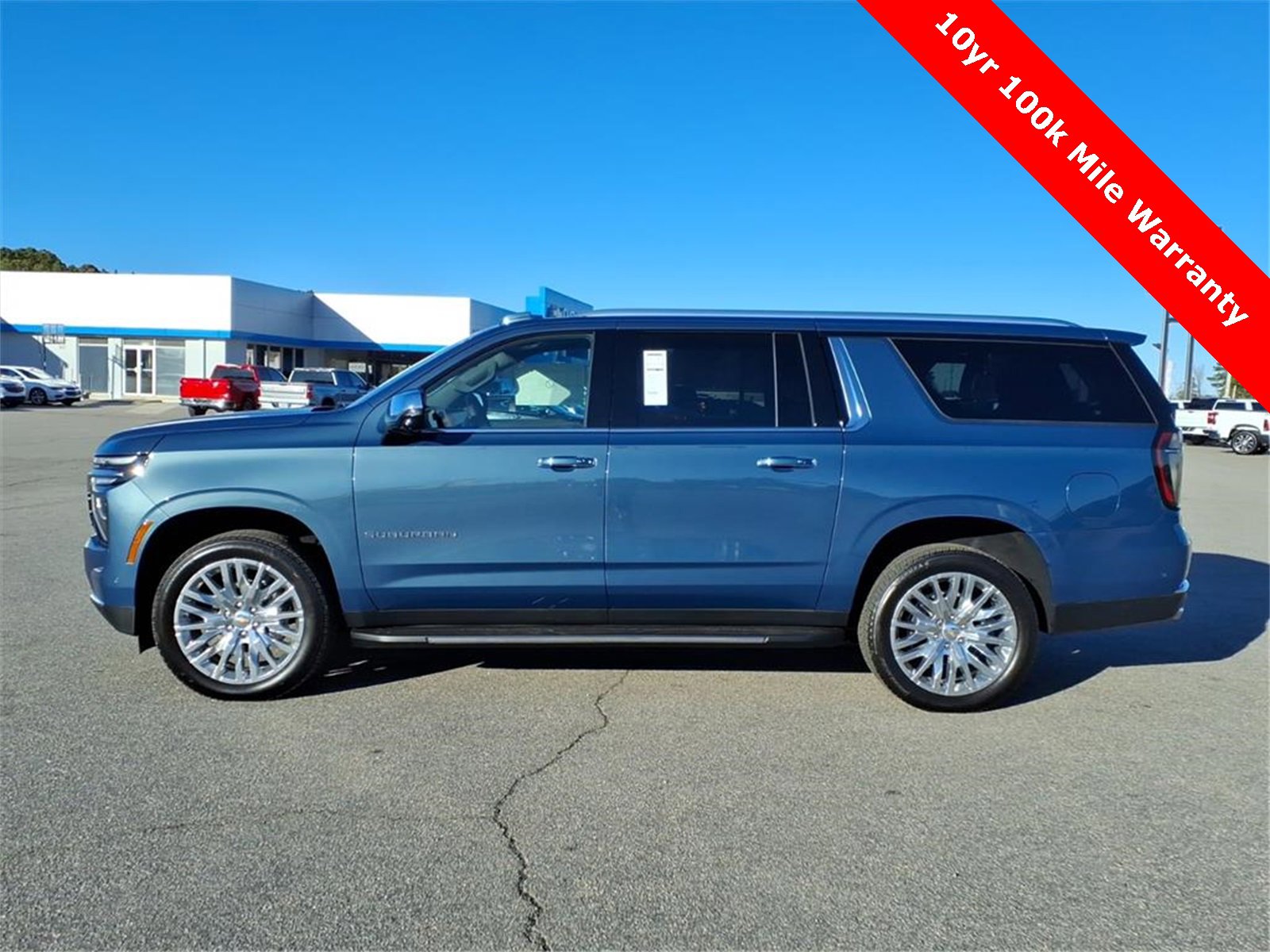 New 2026 Chevrolet Suburban Premier w/ Sun And Tow Package video 2