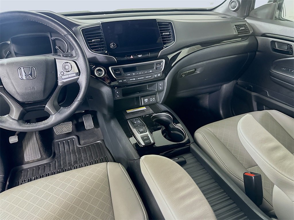 Used 2023 Honda Passport Elite image 19