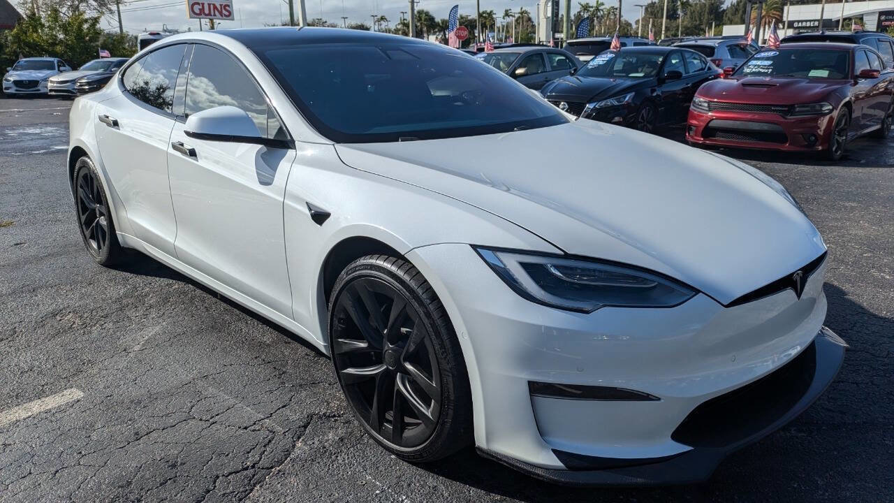 Used 2021 Tesla Model S Plaid image 5