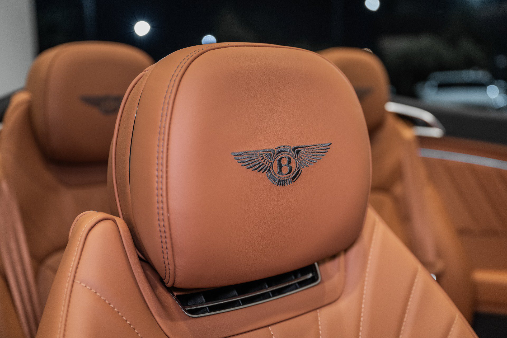 New 2024 Bentley Continental GT V8 AWD/4WD image 47