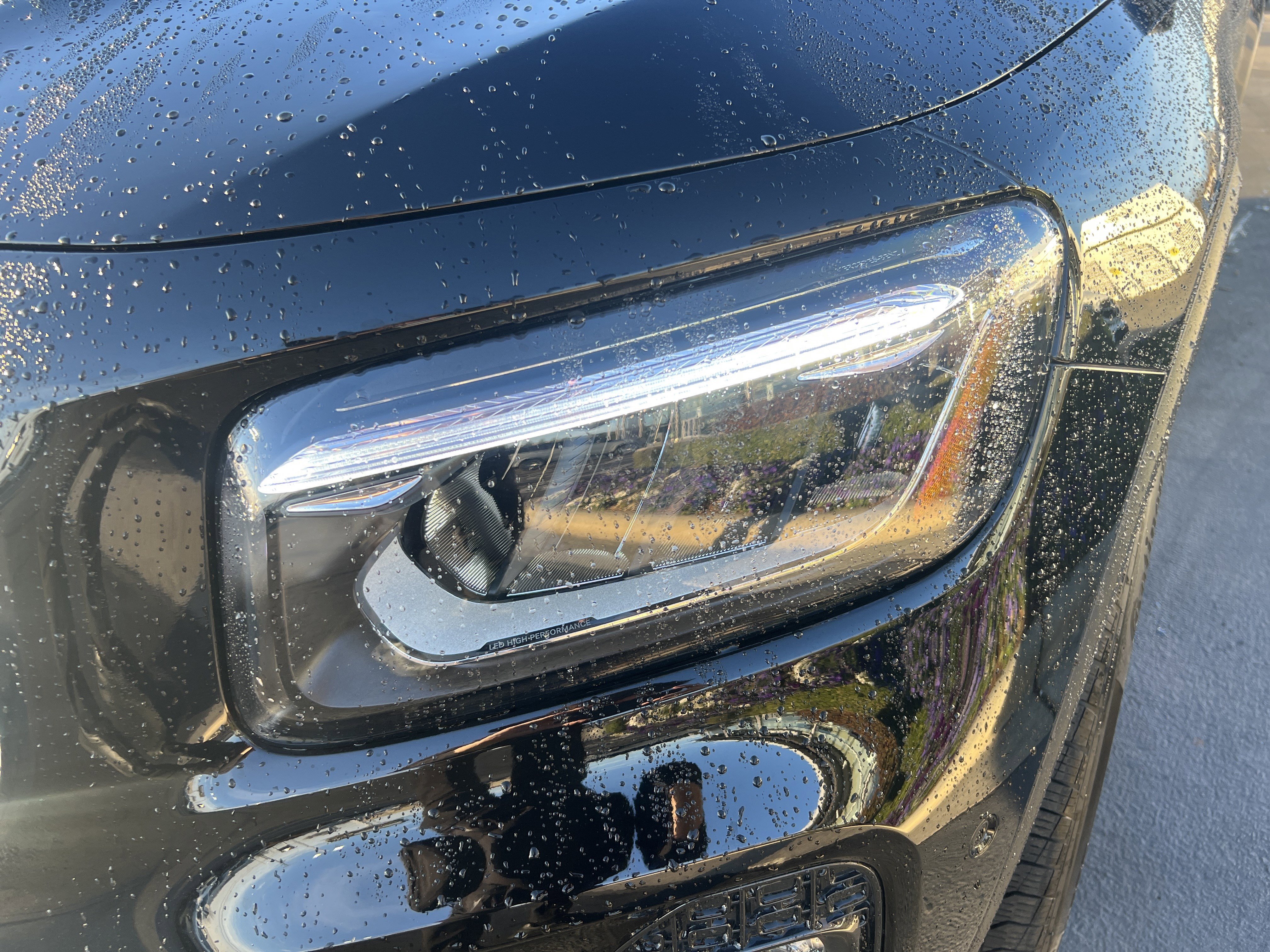 Certified 2025 Mercedes-Benz GLB 250 4MATIC image 6