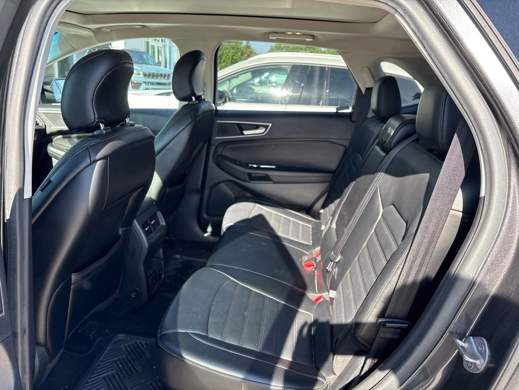 Used 2015 Ford Edge SEL w/ Equipment Group 201A AWD/4WD image 5
