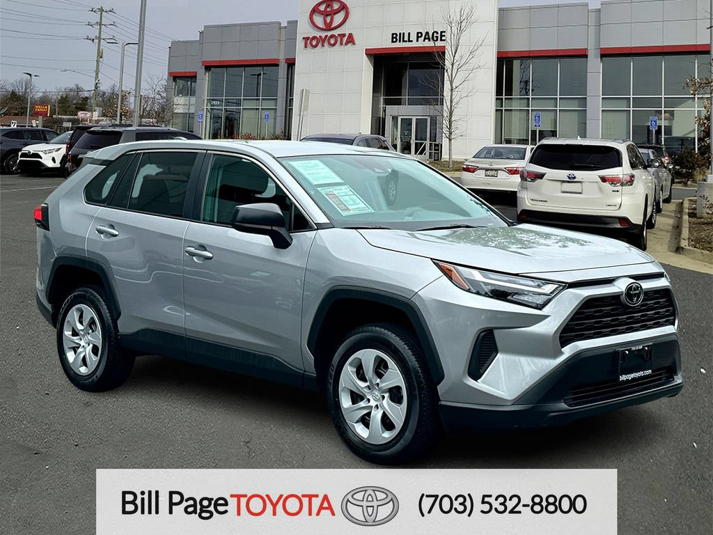 Used 2025 Toyota RAV4 LE AWD/4WD image 1