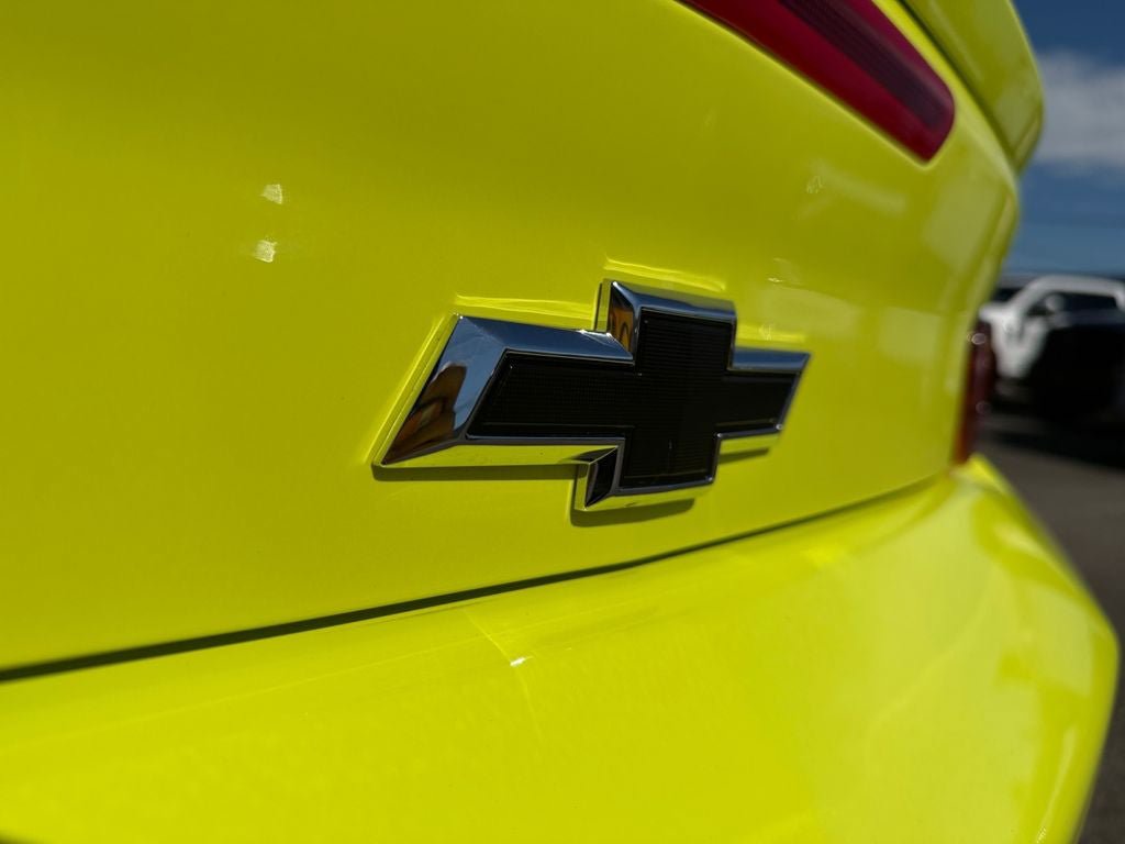 Used 2020 Chevrolet Camaro LT w/ Technology Package RWD image 35