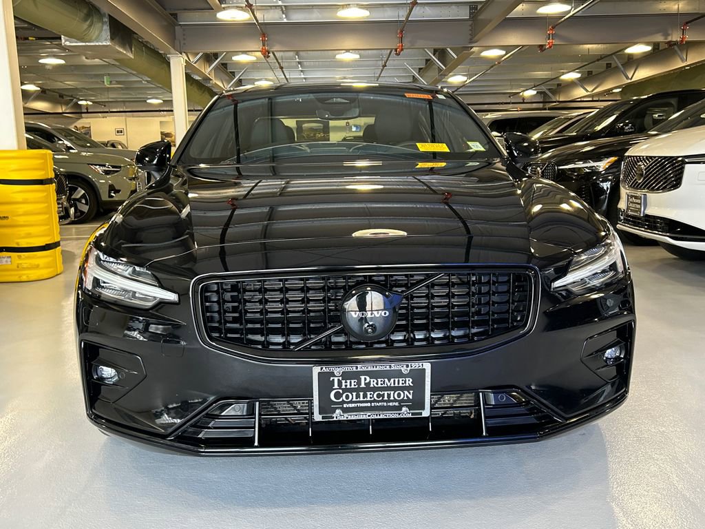 Certified 2023 Volvo S60 B5 Plus w/ Climate Package image 6